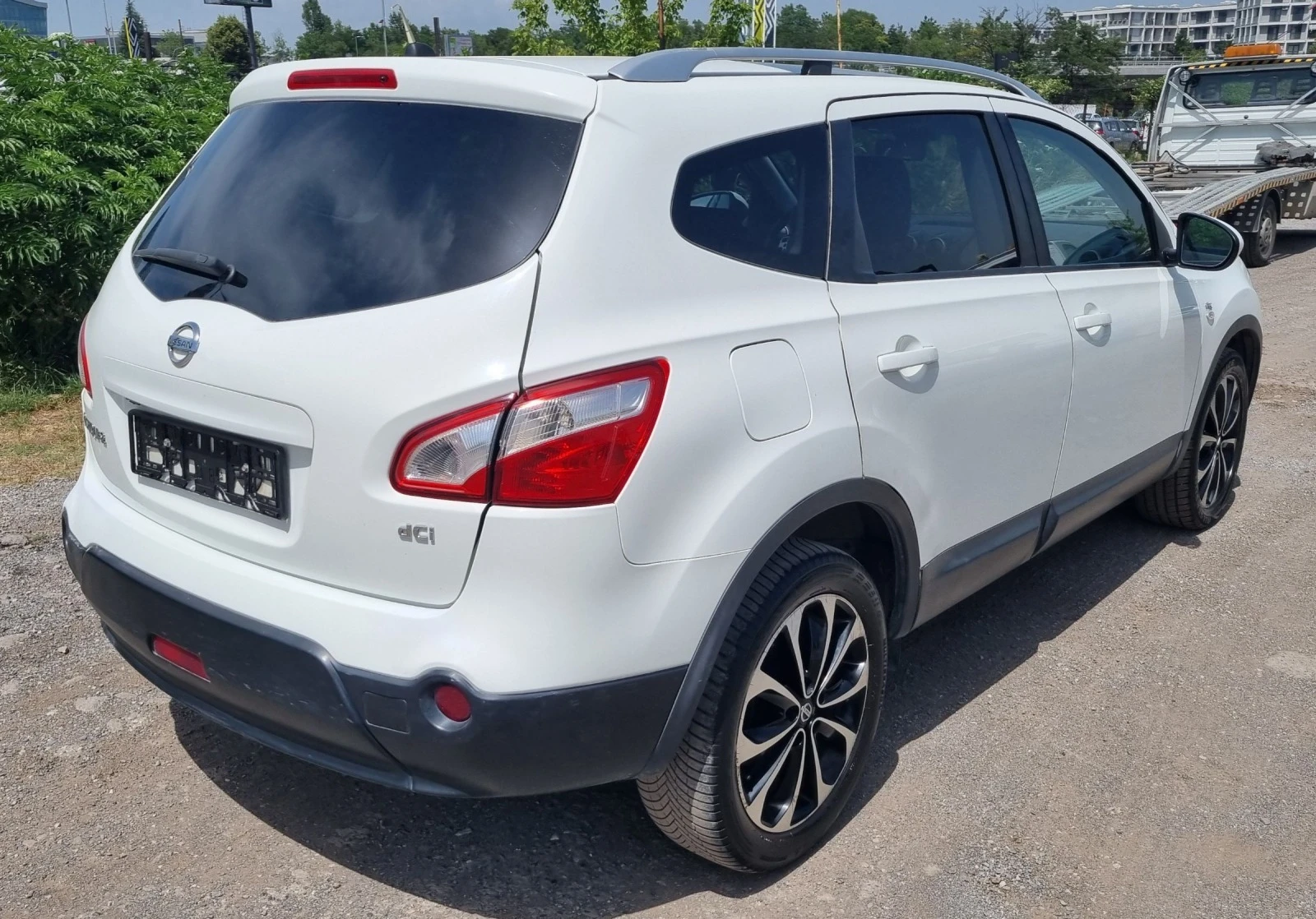 Nissan Qashqai 2.0dci 4x4 + 2  - изображение 4