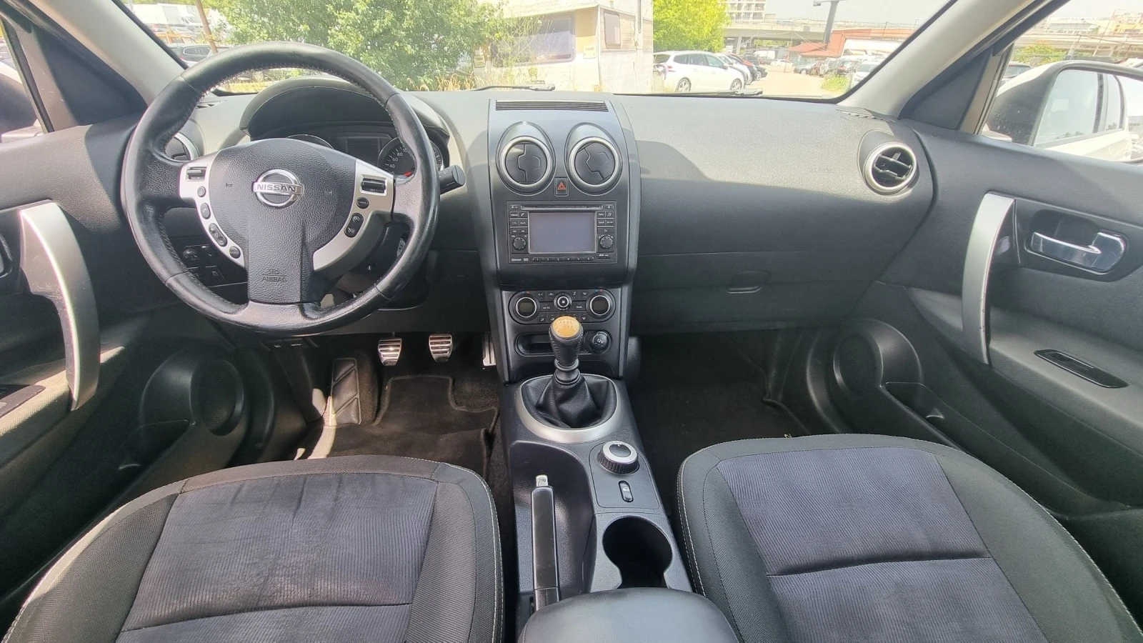 Nissan Qashqai 2.0dci 4x4 + 2  - изображение 8