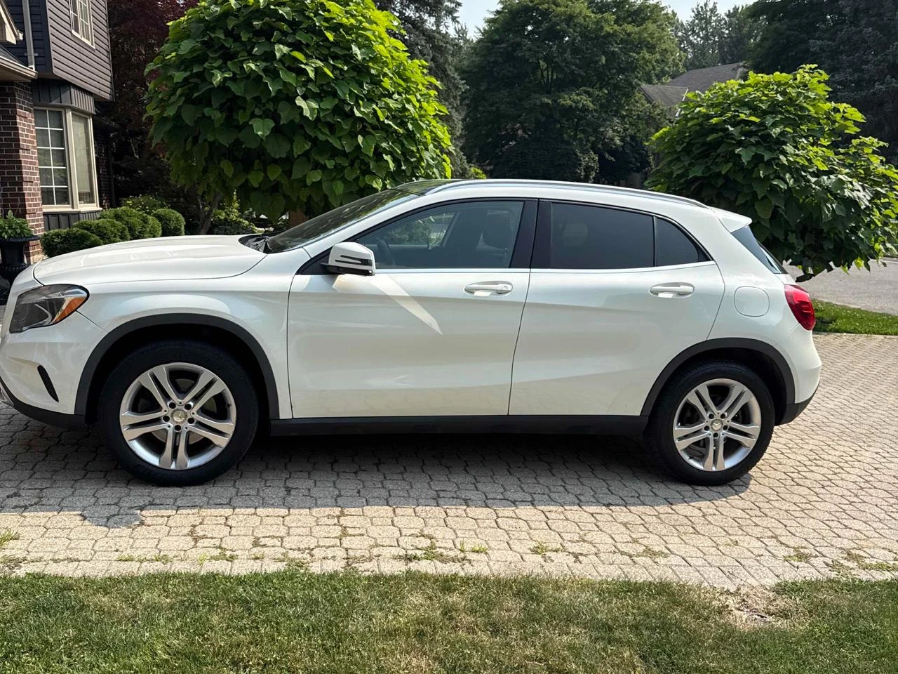 Mercedes-Benz GLA 250 AWD* Авто финансиране* Карфакс - изображение 2