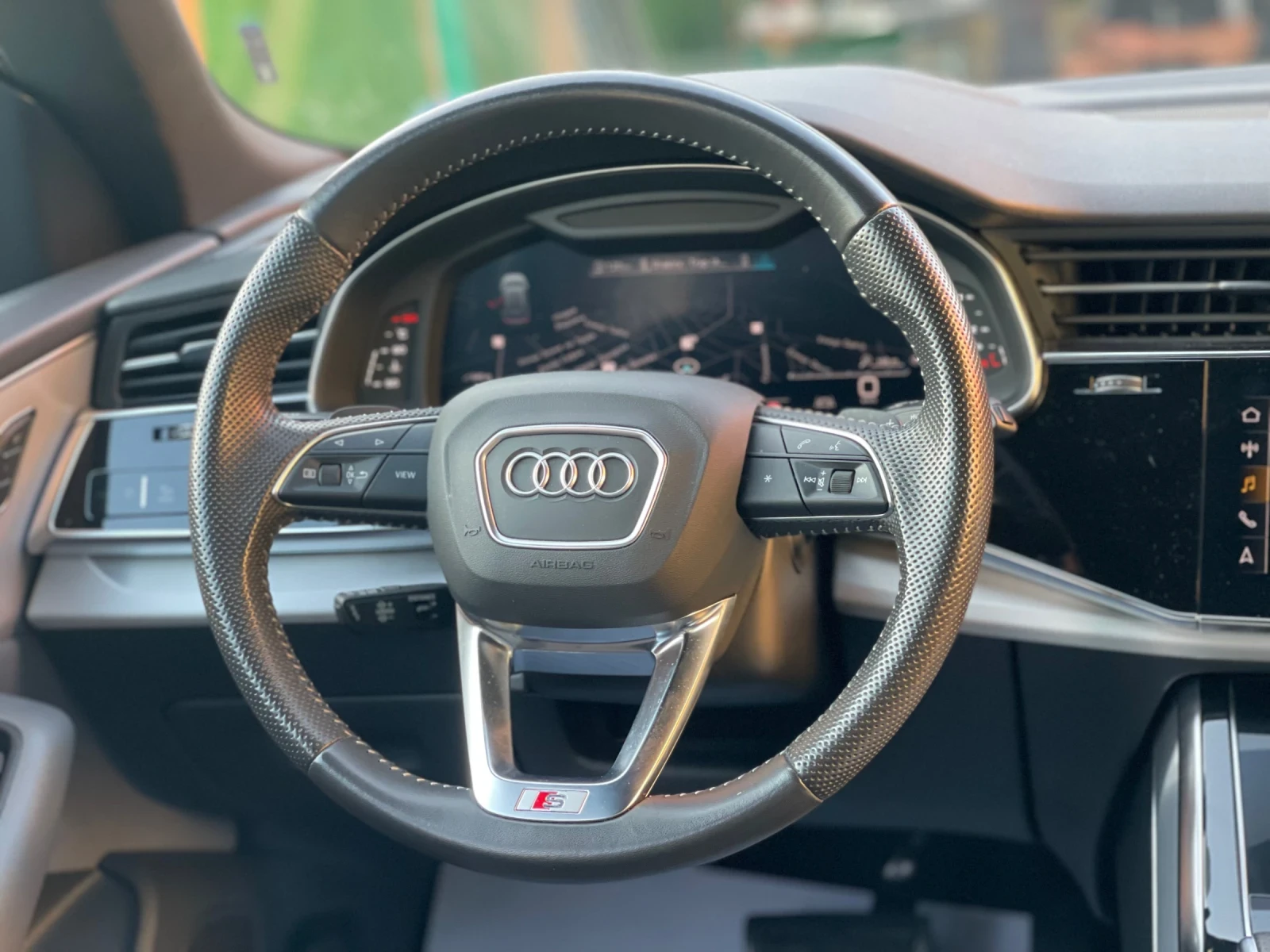 Audi SQ8 4.0TDI* 70 000KM* 23 Inch* CERAMIC* B&O* MASSAGE*  - изображение 10