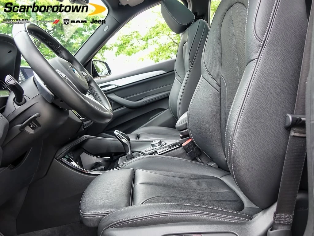 BMW X1 * xDrive28i Sports Activity Vehicle | Sunroof * CA | Mobile.bg   5