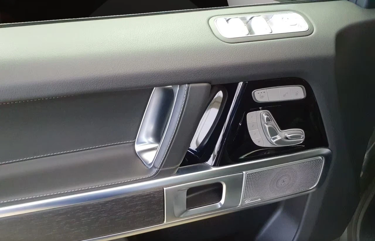 Mercedes-Benz G 450 d/AMG/4MATIC/FACELIFT/NIGHT/BURM/360/, снимка 8 - Автомобили и джипове - 54028851