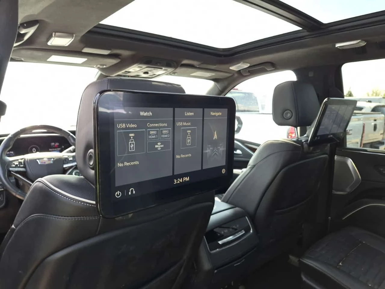 Cadillac Escalade 6.2L V8 * SPORT PLATINUM * CARFAX * , снимка 8 - Автомобили и джипове - 54456601