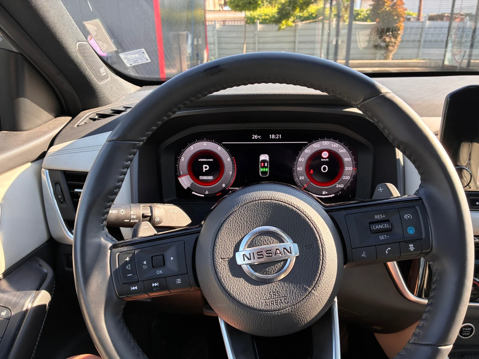 Nissan Qashqai Tekna, снимка 9 - Автомобили и джипове - 54838975