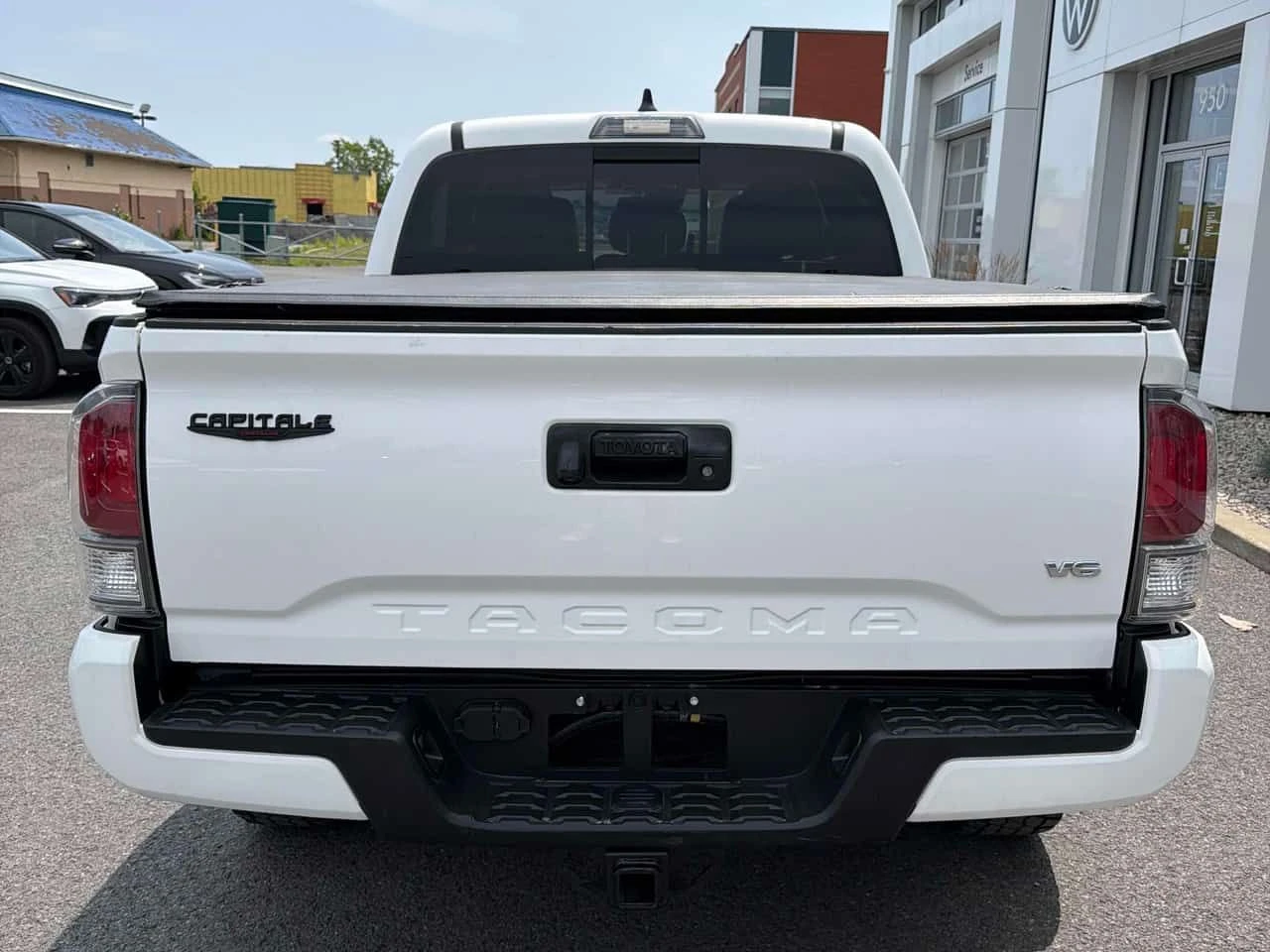 Toyota Tacoma * 4x4 Double Cab Manual SB * АВТОКРЕДИТ* , снимка 4 - Автомобили и джипове - 55428158