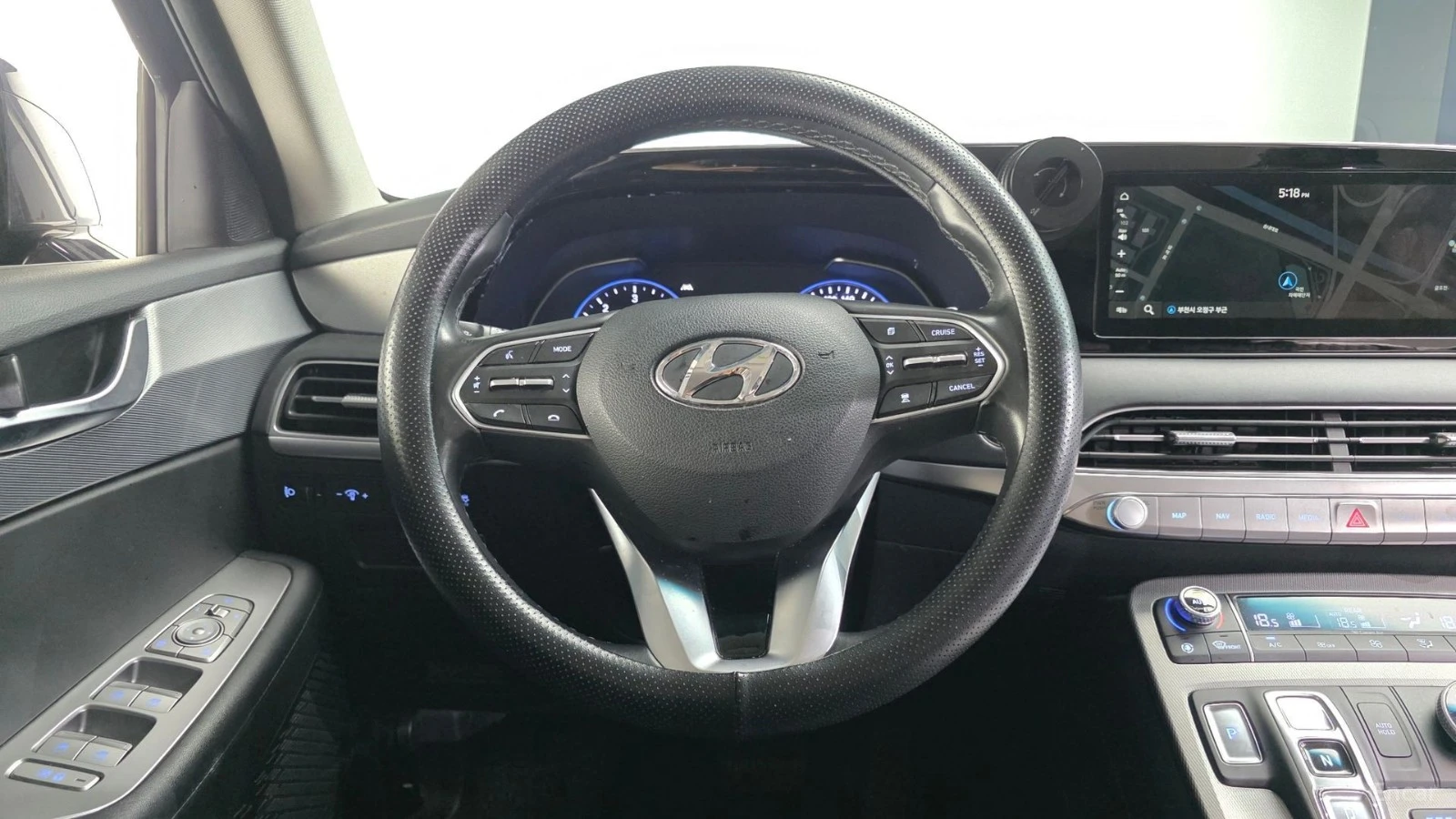 Hyundai Palisade * 7 МЕСТА* KEYLESS* Camera* ПОДГРЕВ* , снимка 13 - Автомобили и джипове - 55584524
