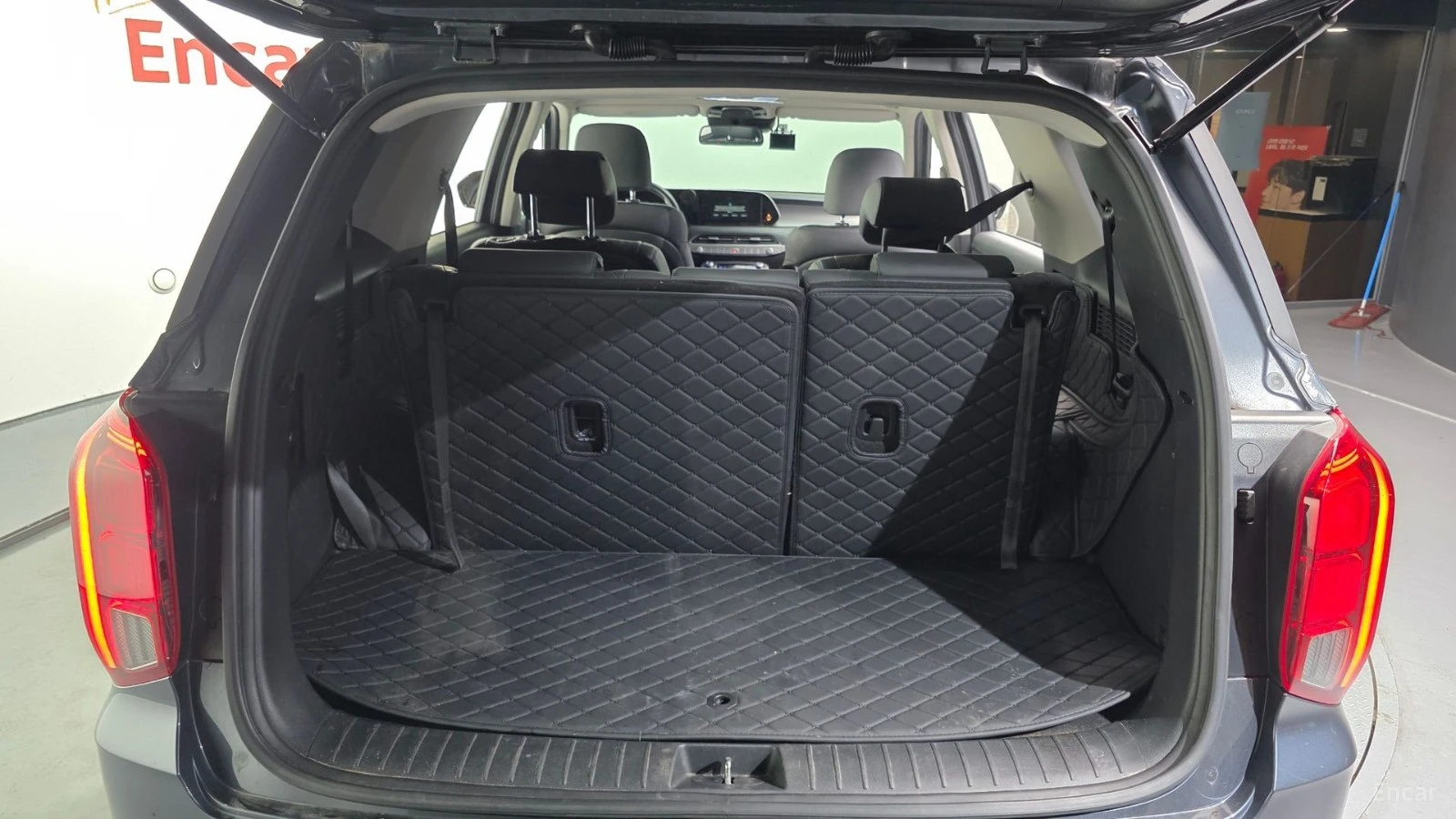Hyundai Palisade * 7 МЕСТА* KEYLESS* Camera* ПОДГРЕВ* , снимка 17 - Автомобили и джипове - 55584524