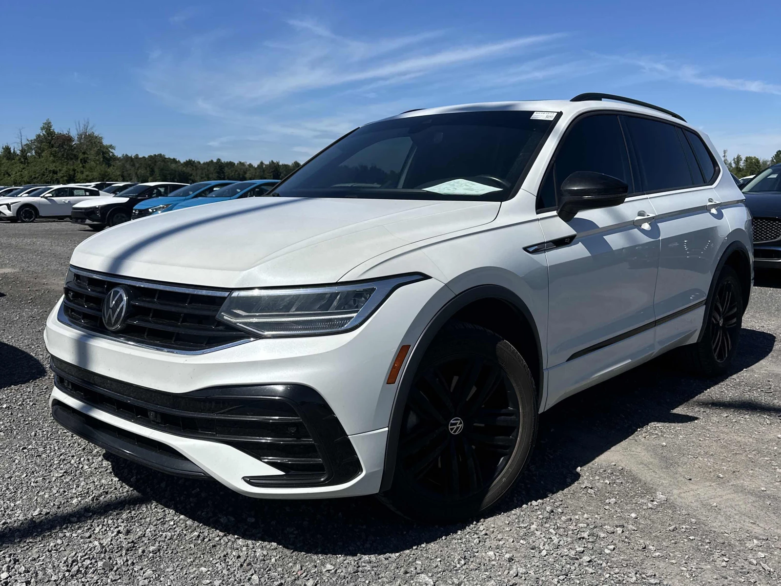 VW Tiguan Comfortline R-Line Black Edition / АВТОКРЕДИТ