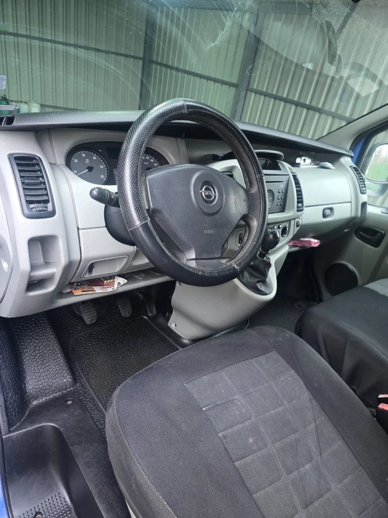 Opel Vivaro 1.9 CDTI 101 к.с, снимка 7 - Бусове и автобуси - 49143985