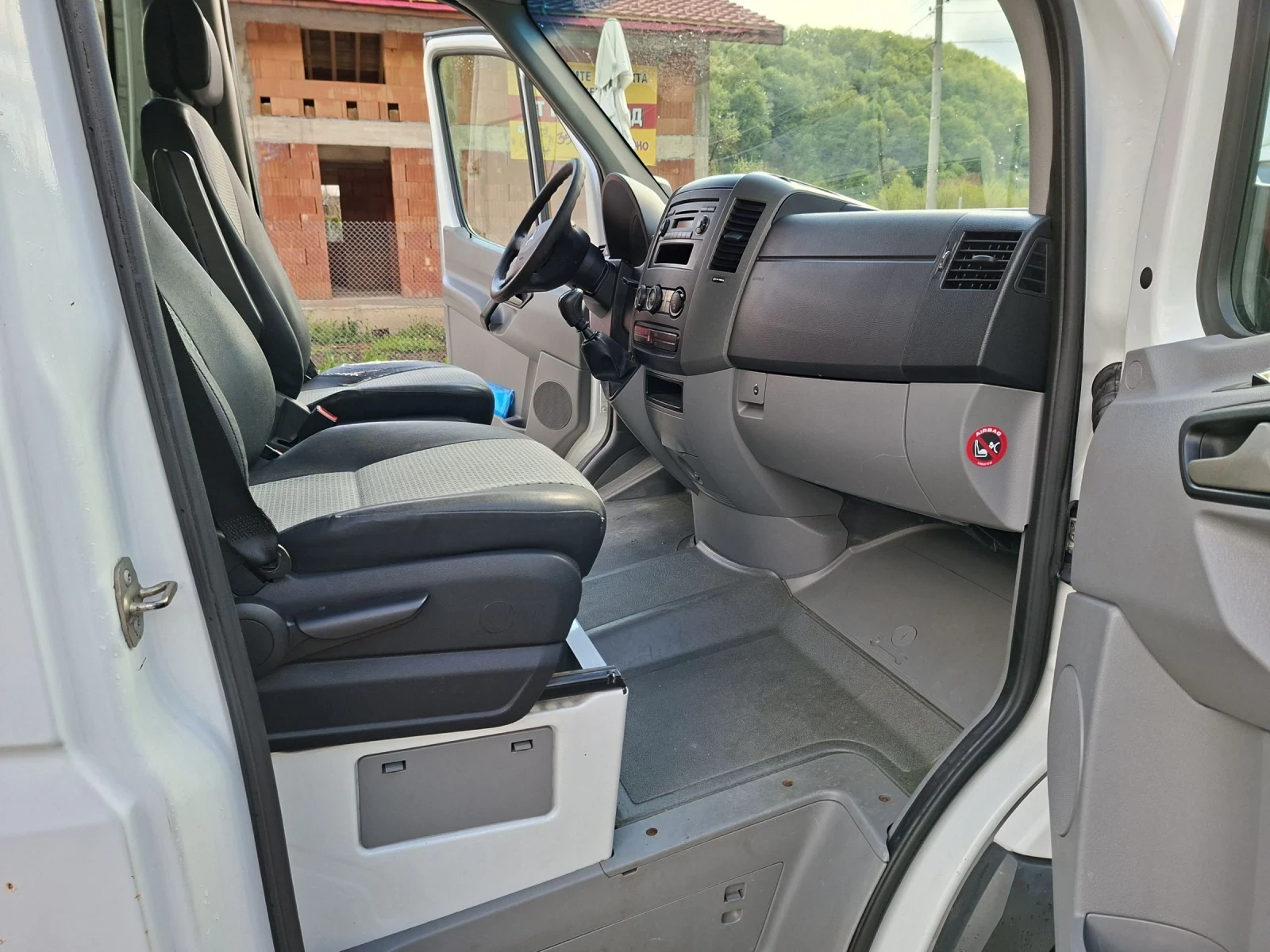 Mercedes-Benz Sprinter 311 311* Клима* 9 Места, снимка 10 - Бусове и автобуси - 54401805