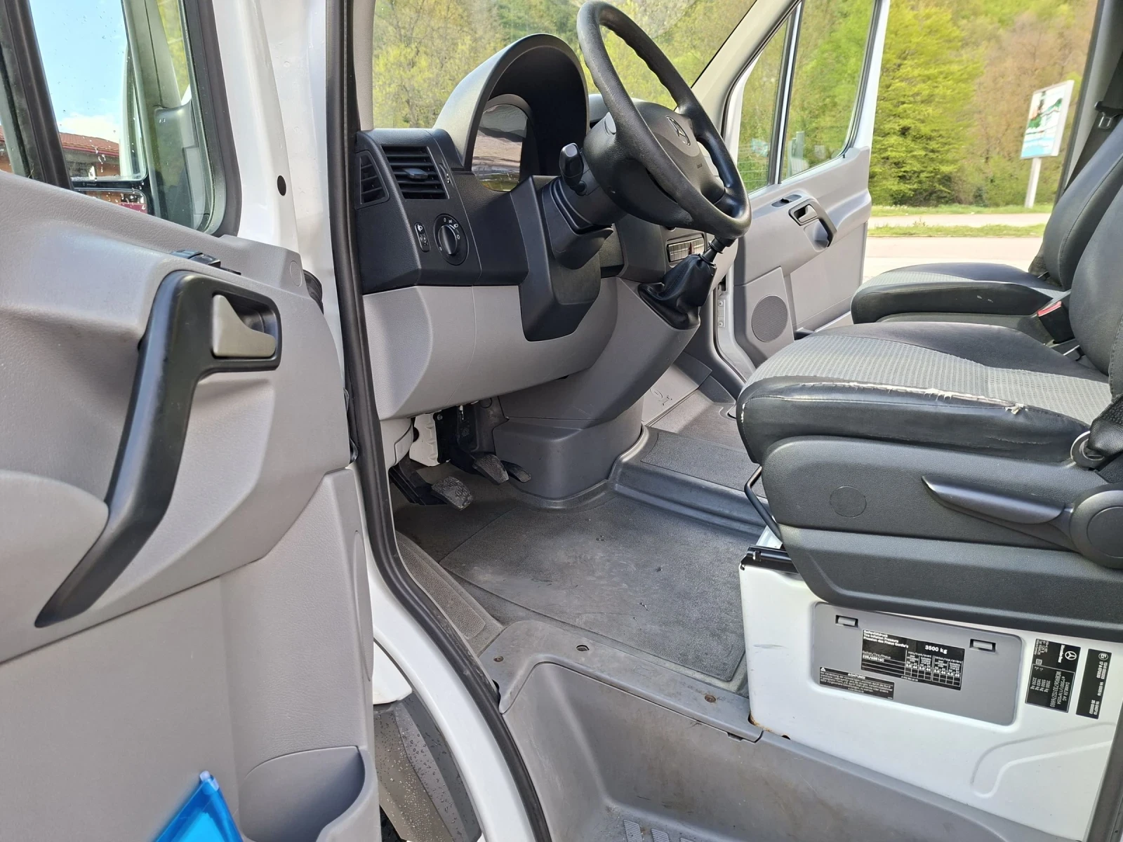 Mercedes-Benz Sprinter 311 311* Клима* 9 Места, снимка 9 - Бусове и автобуси - 54401805