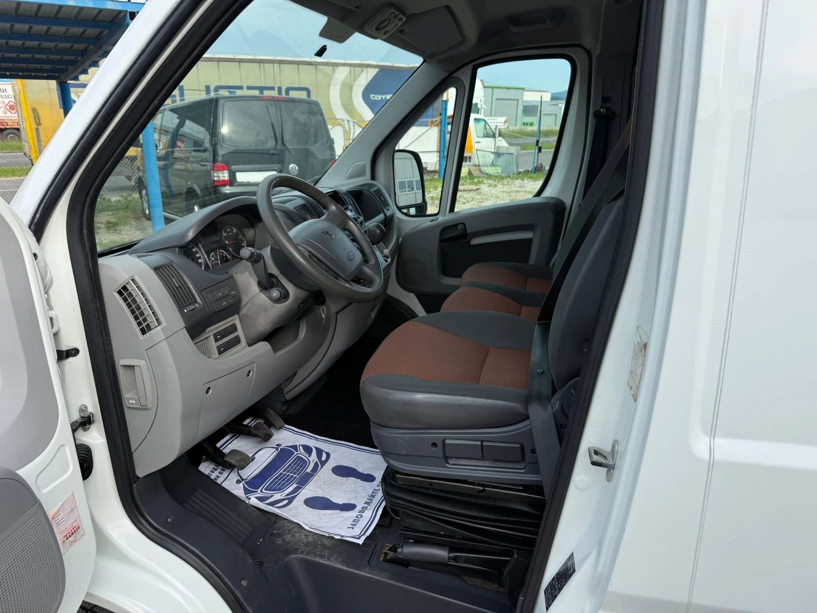 Peugeot Boxer 2.2HDI, снимка 12 - Бусове и автобуси - 54976297