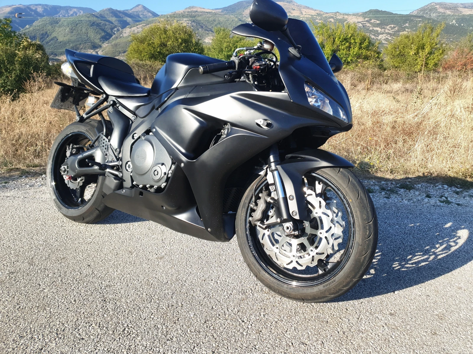 Honda Cbr 1000RR , снимка 2 - Мотоциклети и мототехника - 54671331
