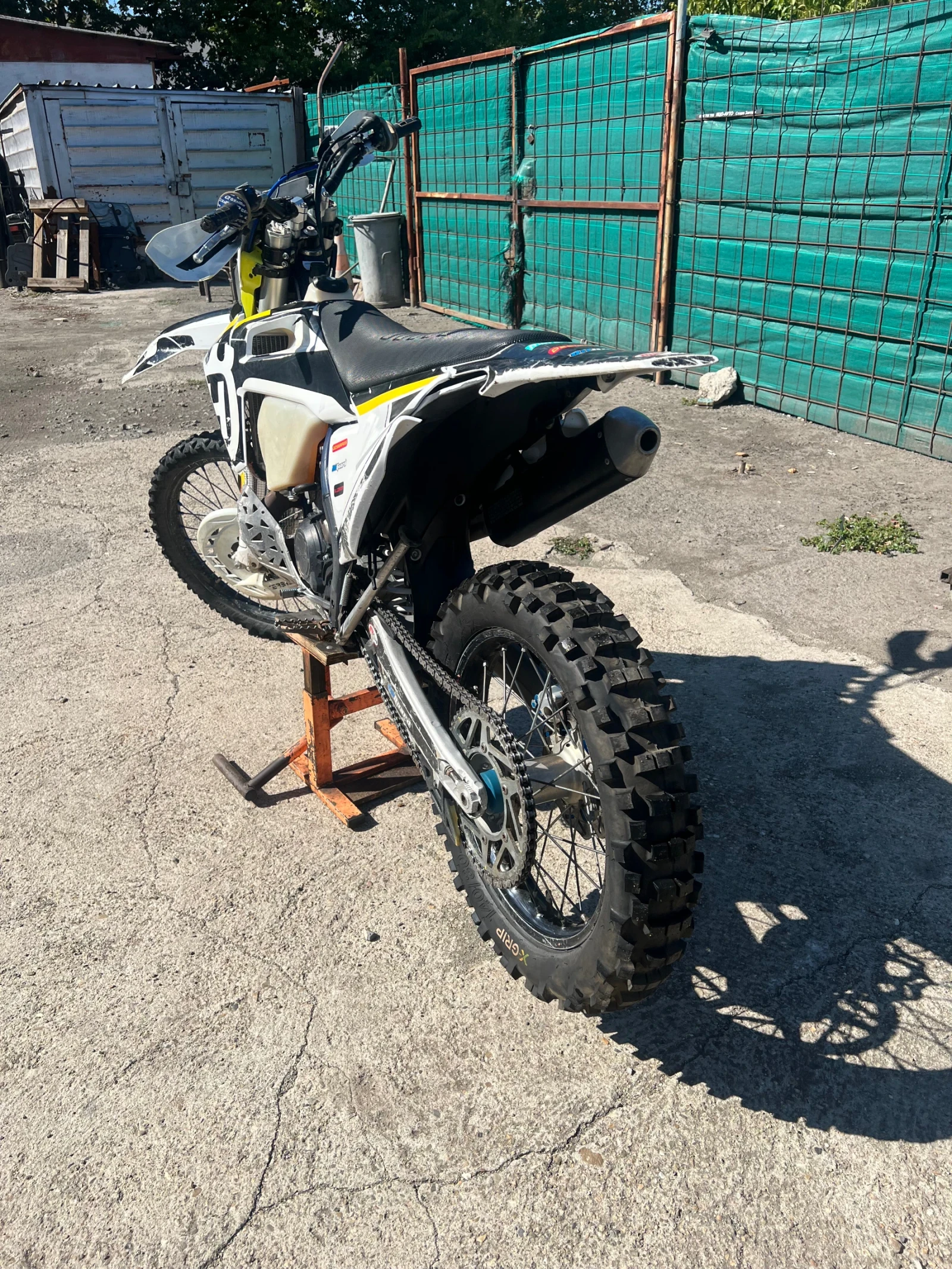 Husqvarna TE 300, снимка 3 - Мотоциклети и мототехника - 56244367