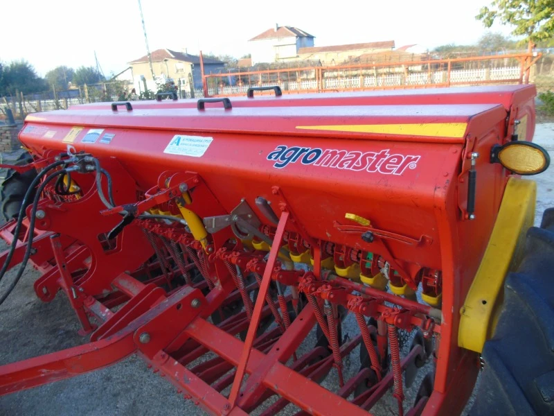 Сеялка Agromaster 4 m, снимка 2 - Селскостопанска техника - 42651601