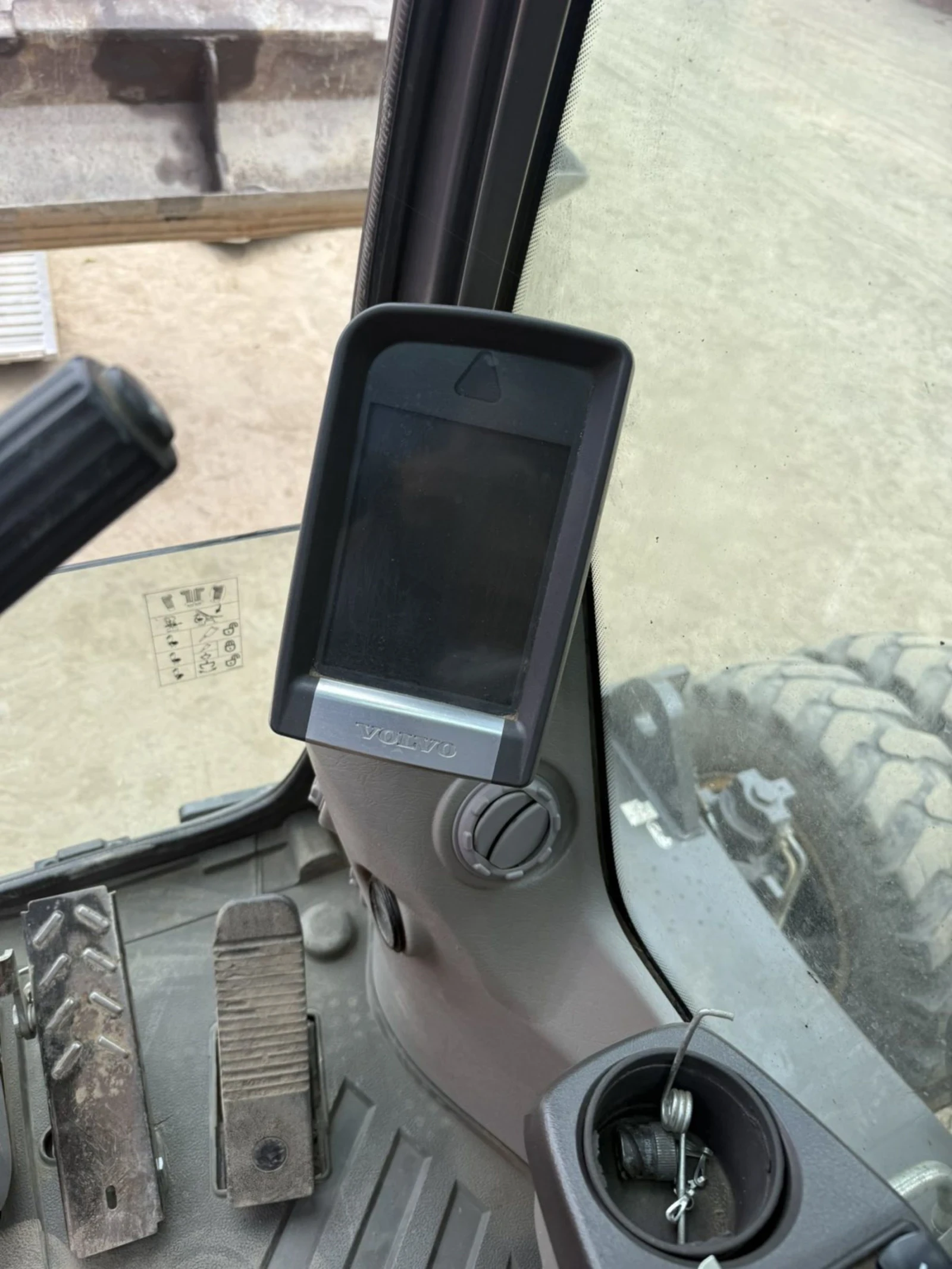 Багер Volvo EW140D  - изображение 6