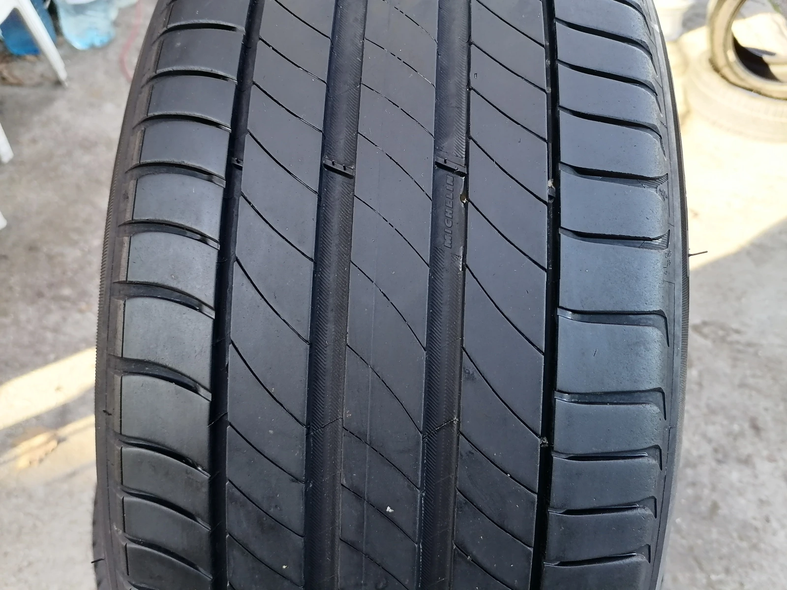 Гуми Летни 225/50R18
