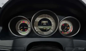 Mercedes-Benz E 200, снимка 6