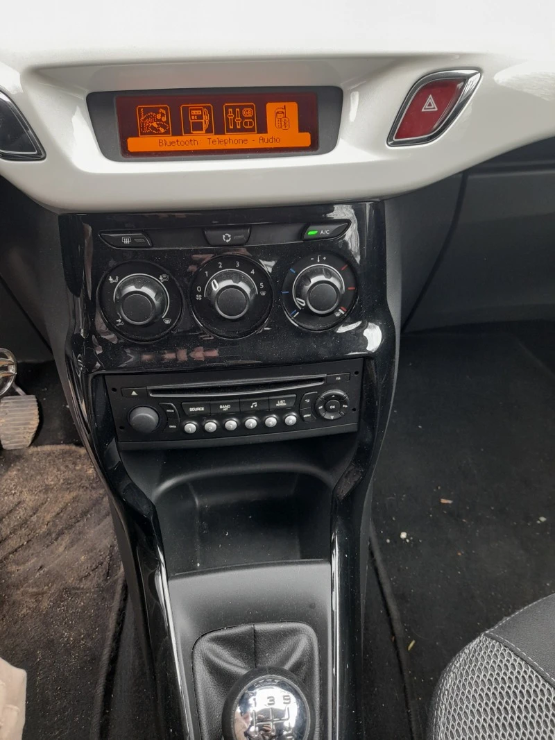 Citroen C3 1.2 82 к.с., снимка 11 - Автомобили и джипове - 48529319