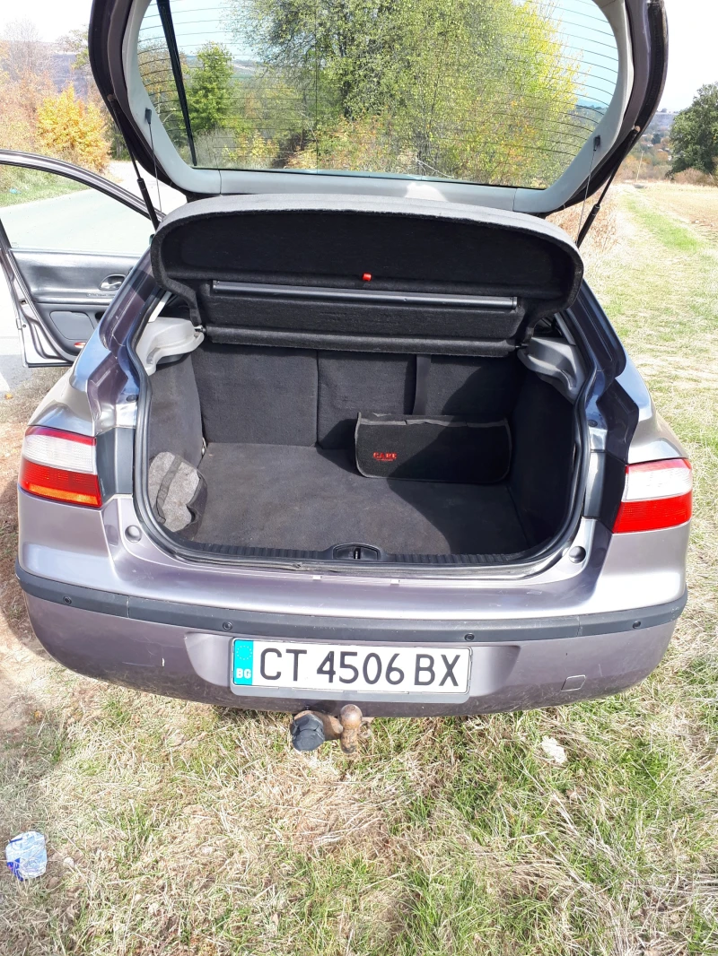 Renault Laguna, снимка 8 - Автомобили и джипове - 48598385