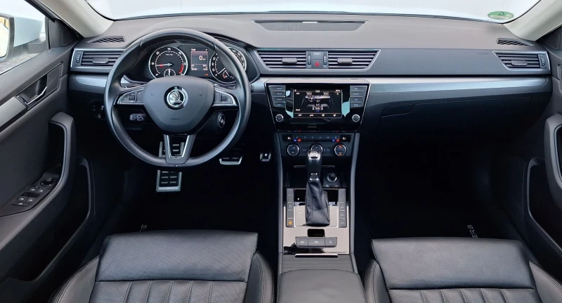 Skoda Superb  2.0 TDI 190 к.с. 4х4 ПЪЛНА СЕРВИЗНА  ИСТОРИЯ, снимка 8 - Автомобили и джипове - 50050065