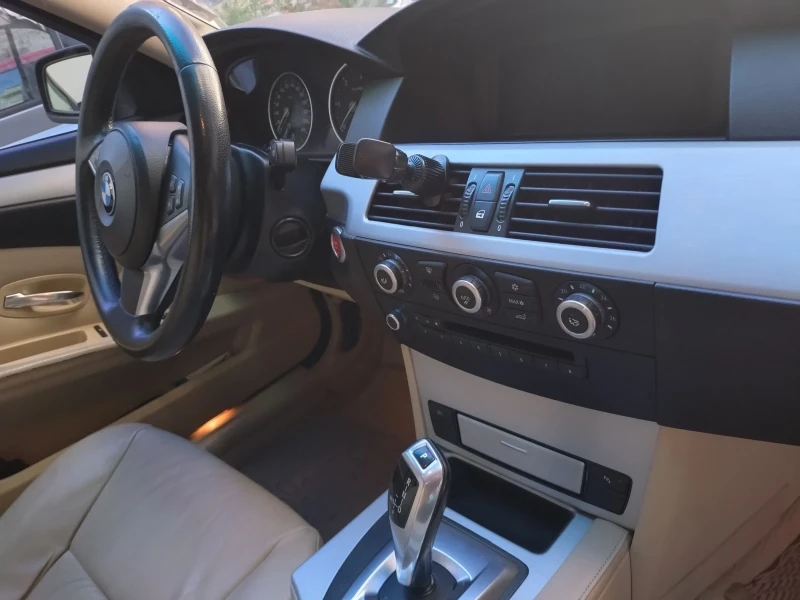 BMW 525 Xdrive, снимка 17 - Автомобили и джипове - 52676696