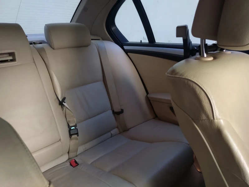 BMW 525 Xdrive, снимка 16 - Автомобили и джипове - 52676696