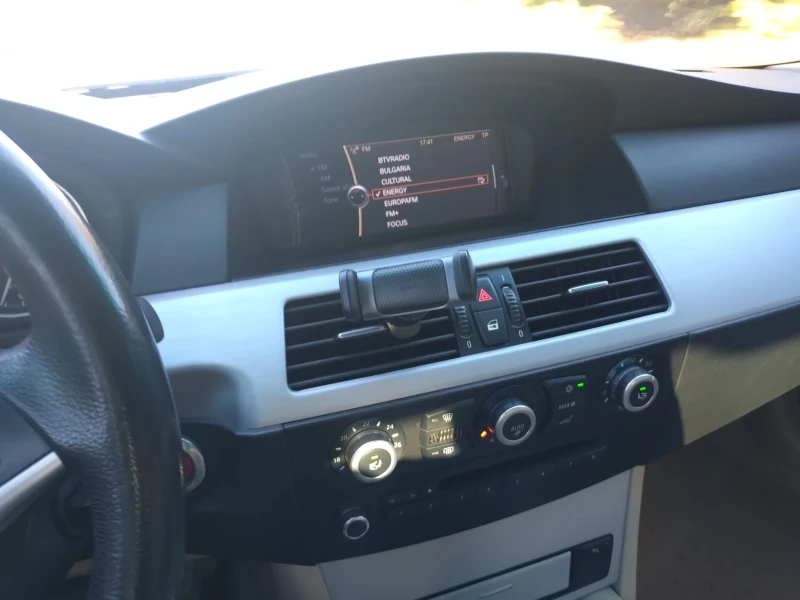 BMW 525 Xdrive, снимка 9 - Автомобили и джипове - 52676696