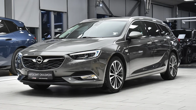 Opel Insignia Sports Tourer 2.0 CDTi Business Innovation, снимка 4 - Автомобили и джипове - 53075633
