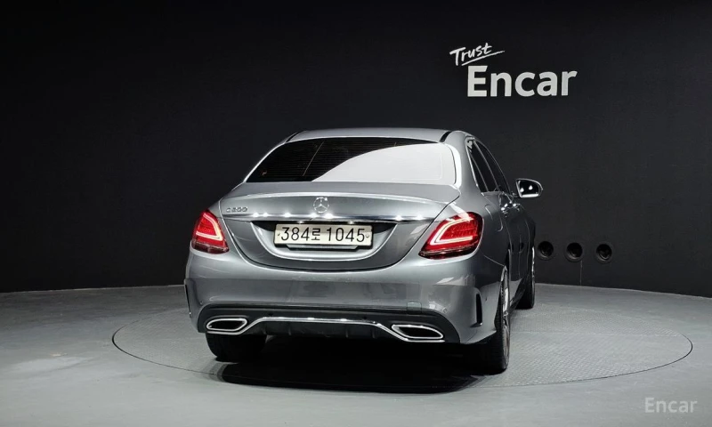 Mercedes-Benz C 200, снимка 4 - Автомобили и джипове - 53107919