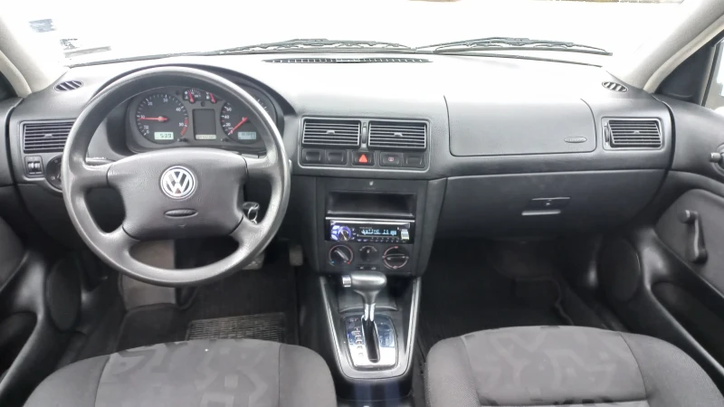 VW Golf 1.9 90 кс. АВТОМАТ, снимка 8 - Автомобили и джипове - 53261233