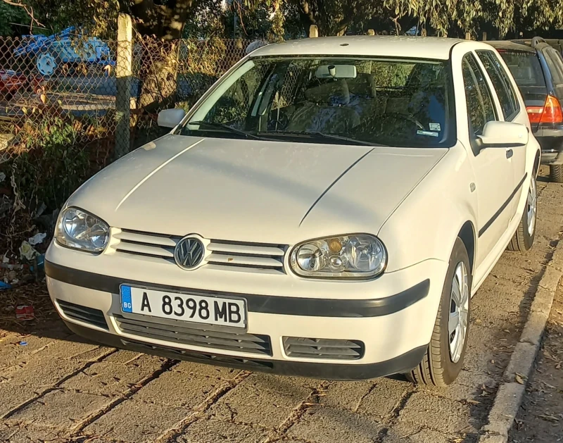 VW Golf IV 1.9 TDI AUTO, снимка 3 - Автомобили и джипове - 53261233