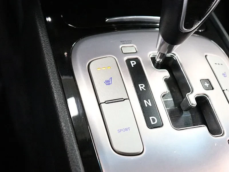 Hyundai Genesis 3.3, снимка 14 - Автомобили и джипове - 54615946