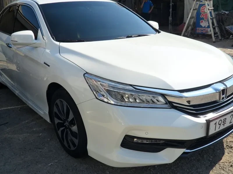 Honda Accord 2.0 Hybrid 9Th Generation, снимка 9 - Автомобили и джипове - 56021289