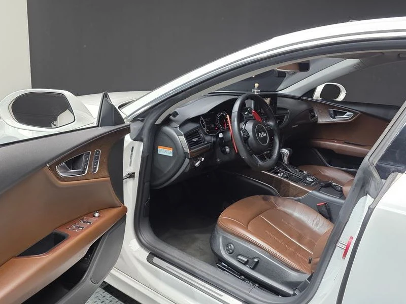 Audi A7, снимка 10 - Автомобили и джипове - 56702755