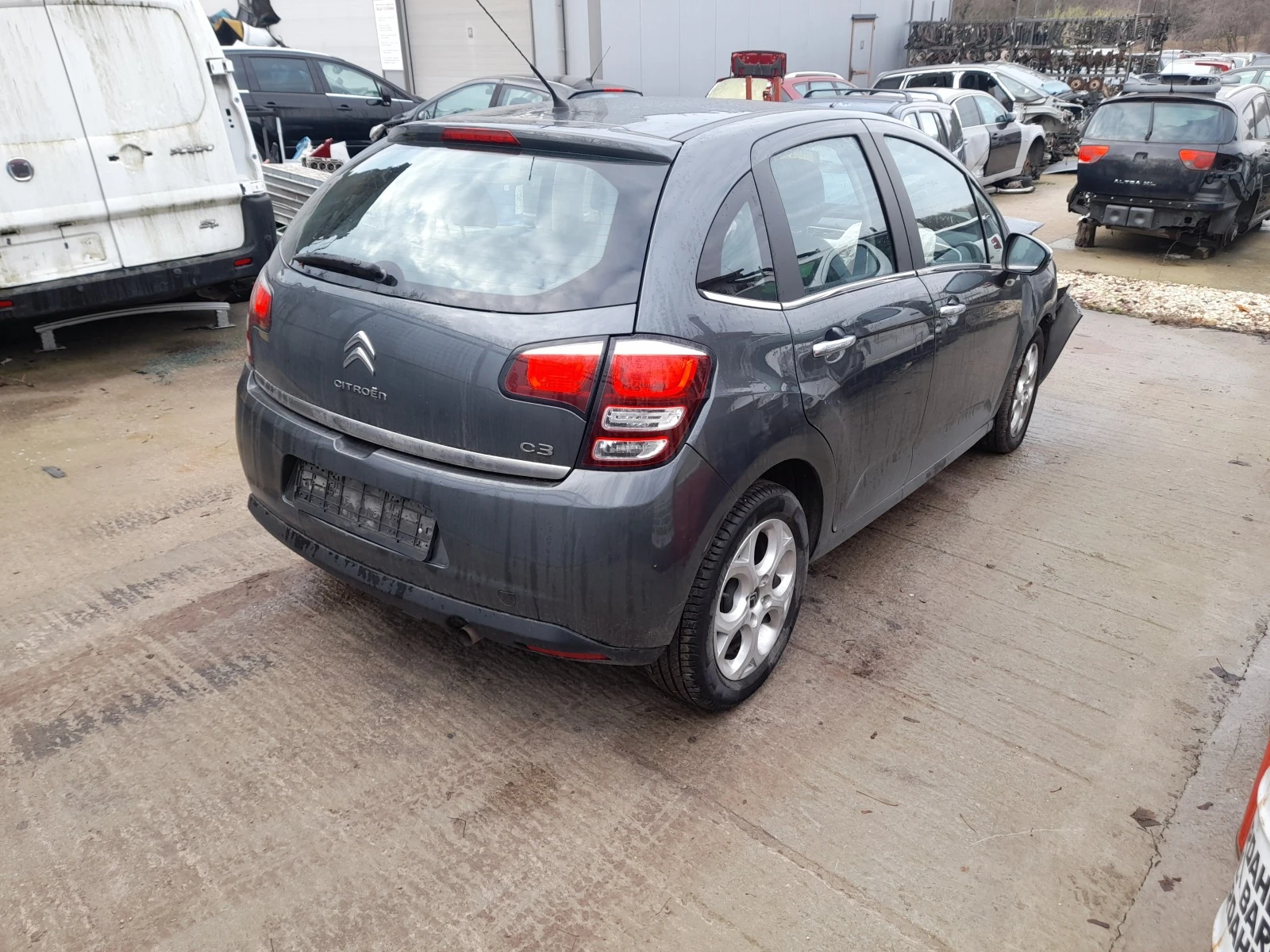 Citroen C3 1.2 82 к.с. - изображение 4