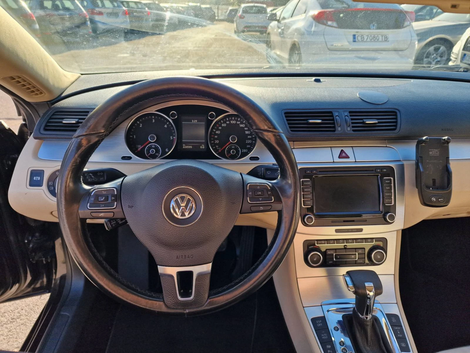 VW Passat CC 2.0 DISEL - изображение 9