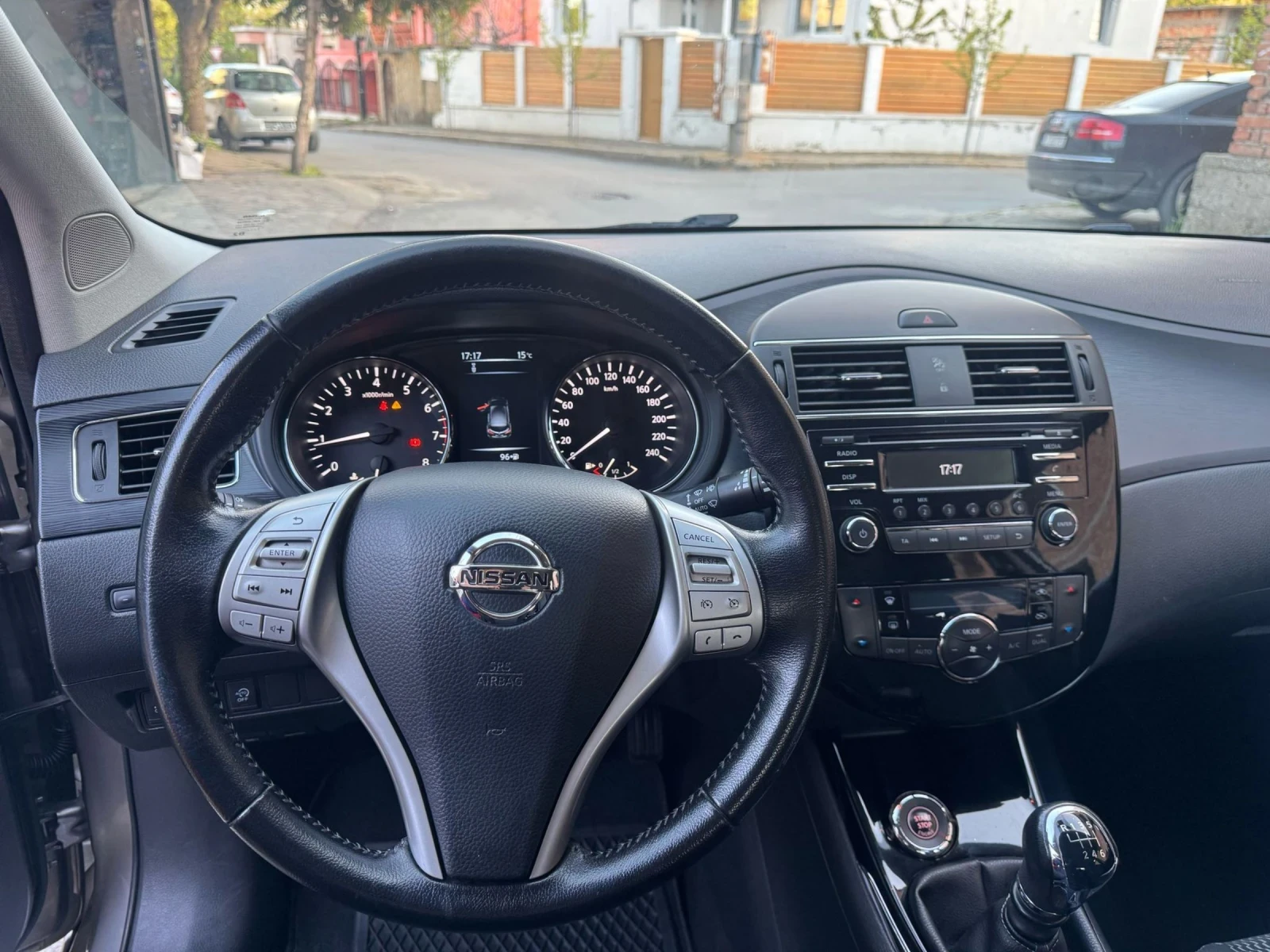 Nissan Pulsar 1.2i  Full Keylees + Distronik - изображение 10
