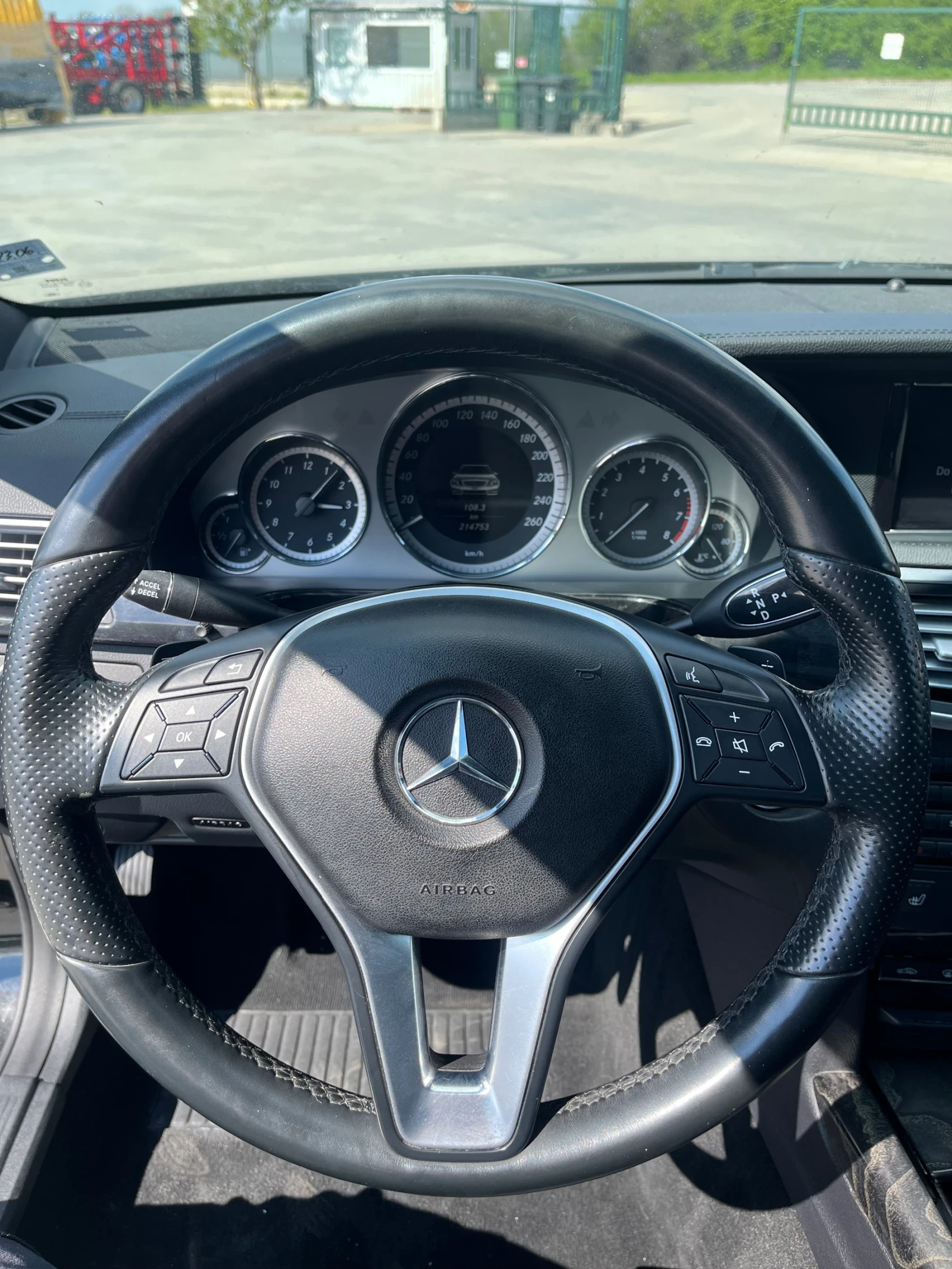 Mercedes-Benz E 350 4 matic KEYLESS - изображение 9