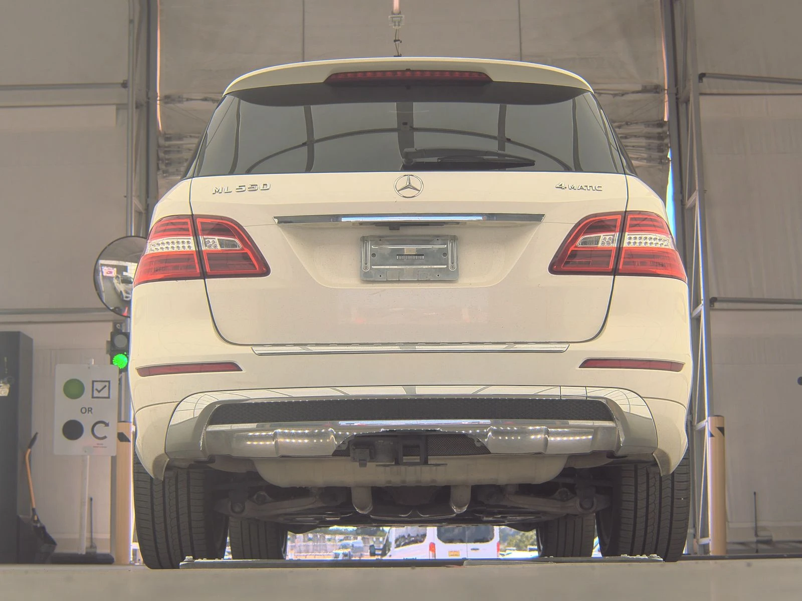 Mercedes-Benz ML 550 AMG/Lane Keeping Assist/KEYLESS/PANORAMA/ - изображение 8