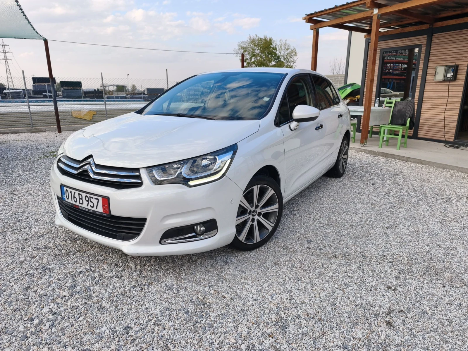 Citroen C4 1.2 131к.с Business Keyless