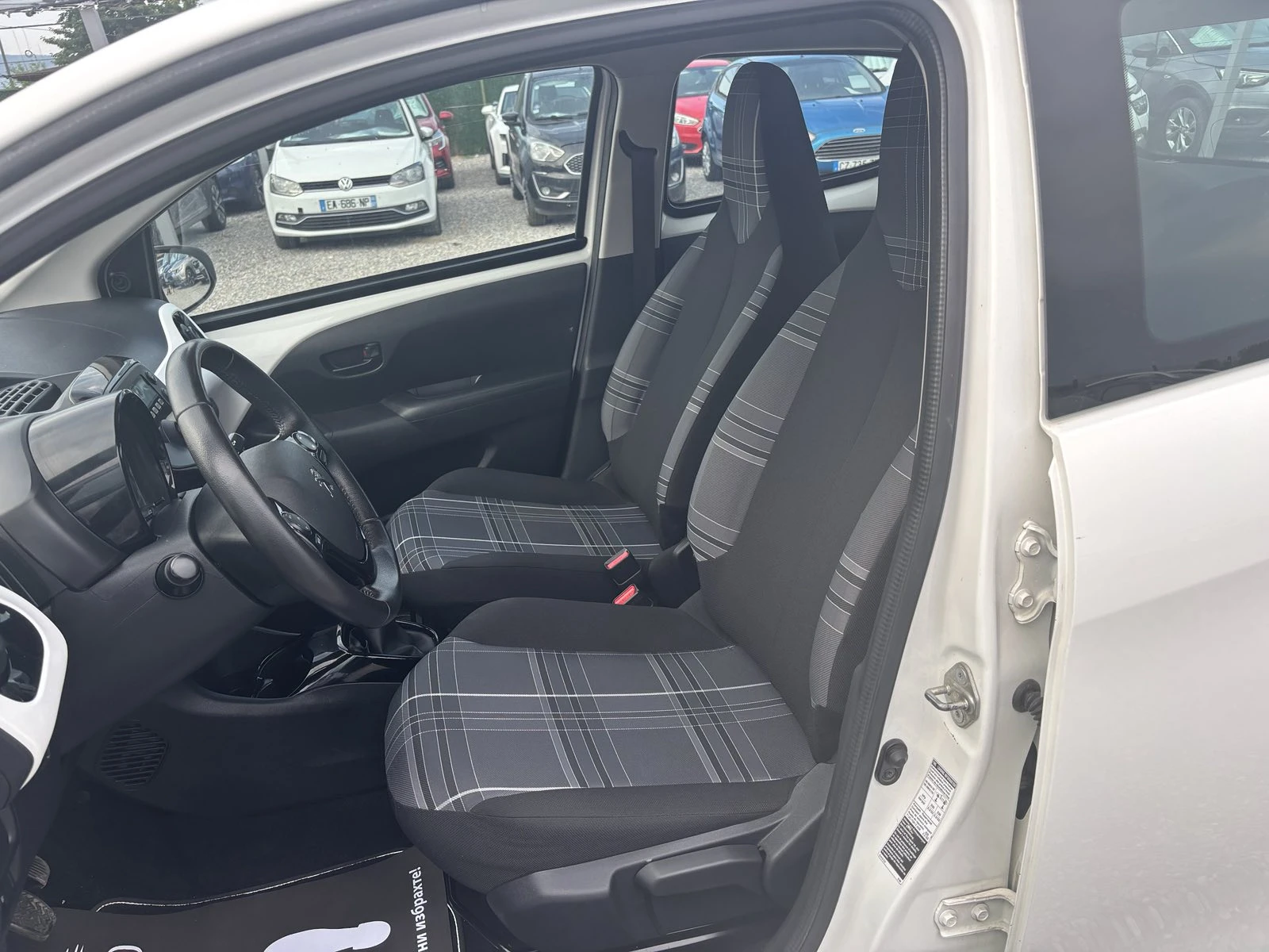 Peugeot 108 1.2, Euro 6, Нов Внос France - изображение 10