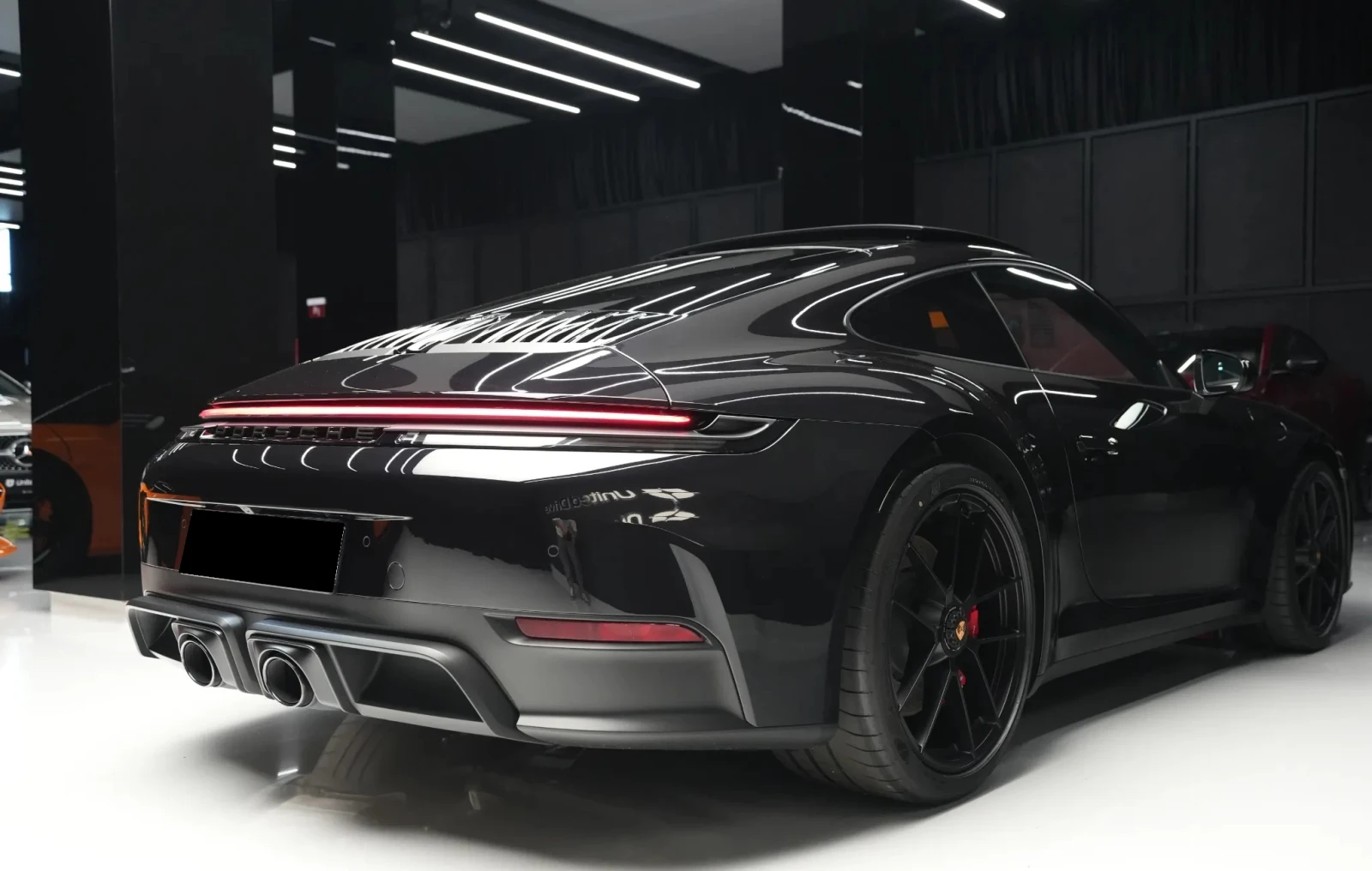 Porsche 911 Carrera 4 GTS 3.6 T-Hybrid | Mobile.bg � ����������� 12