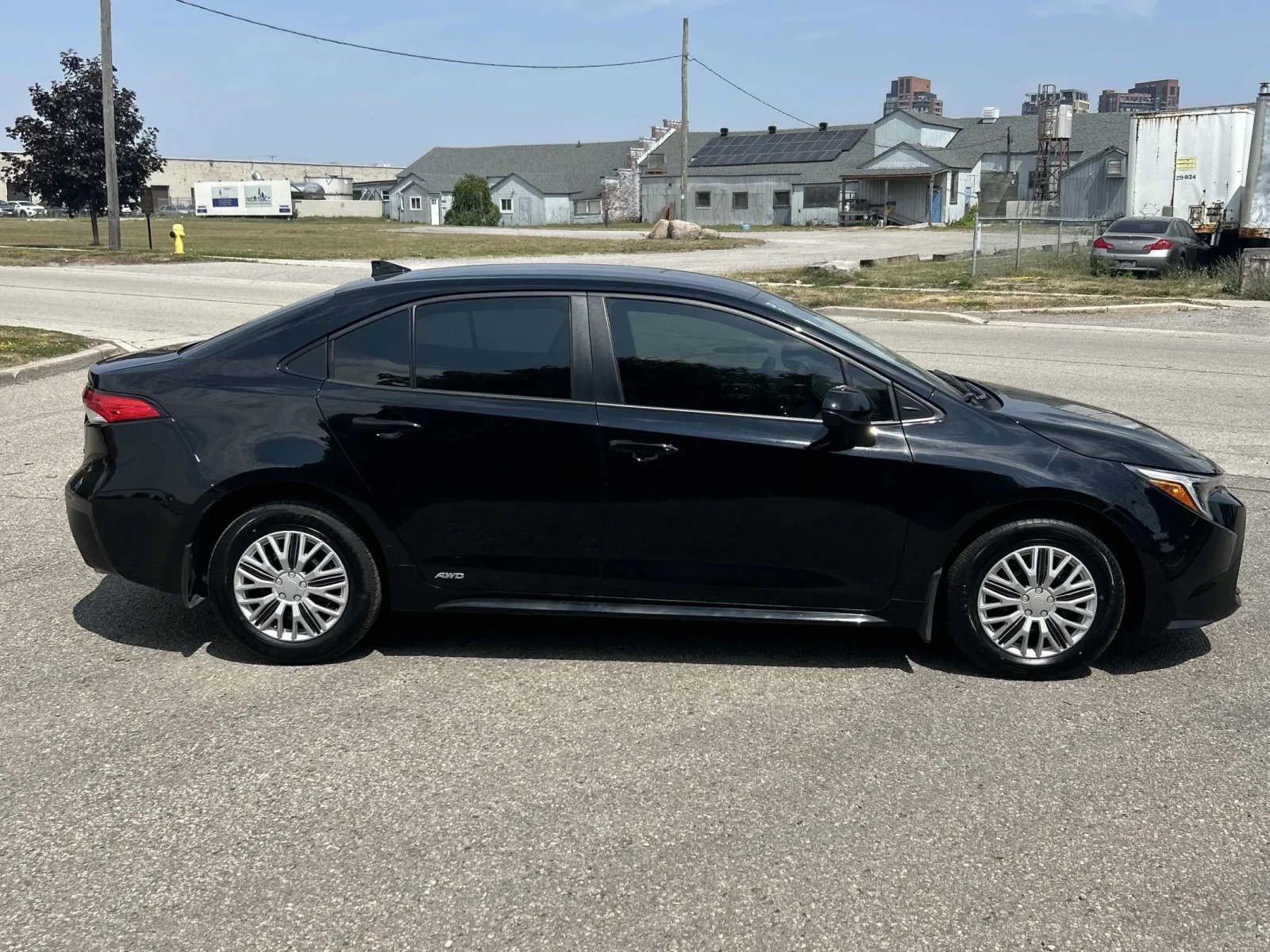 Toyota Corolla Hybrid* CARFAX*  - изображение 4