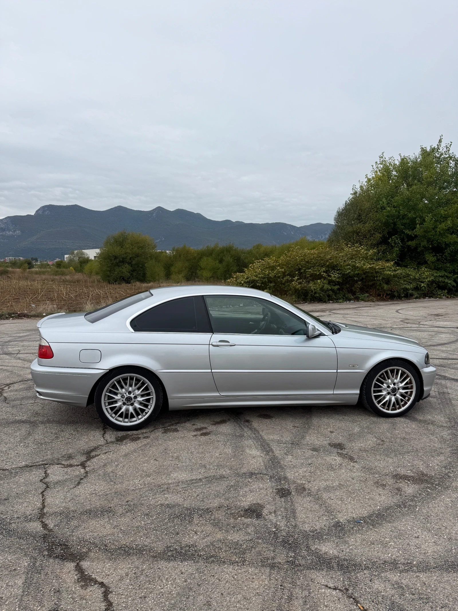 BMW 330  - изображение 7