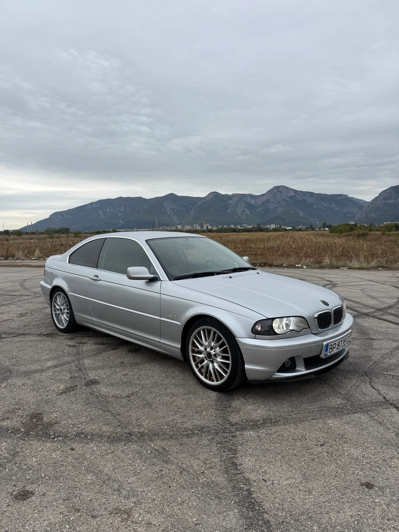 BMW 330  - изображение 8