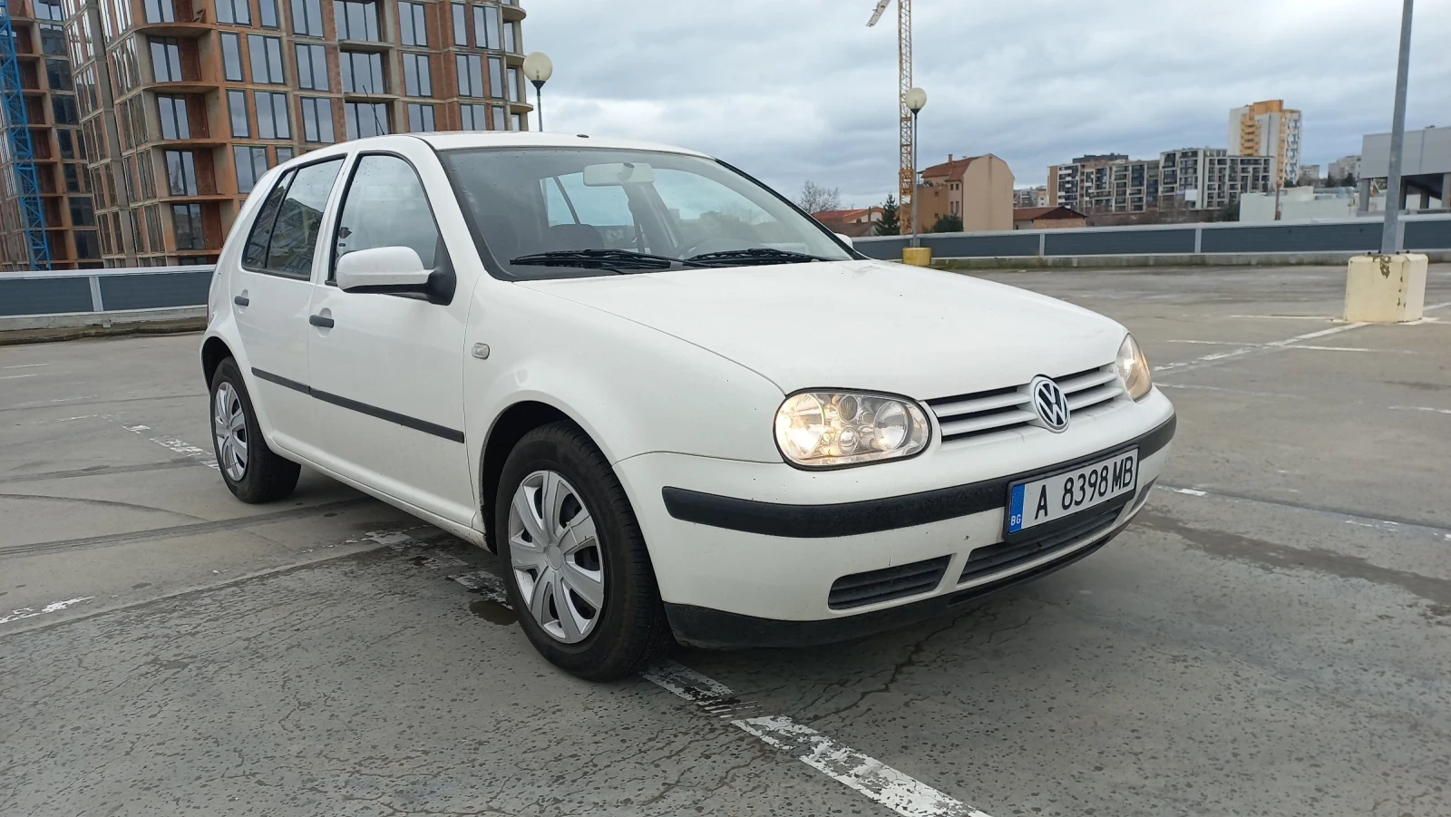 VW Golf 1.9 TDI АВТОМАТИК - изображение 3