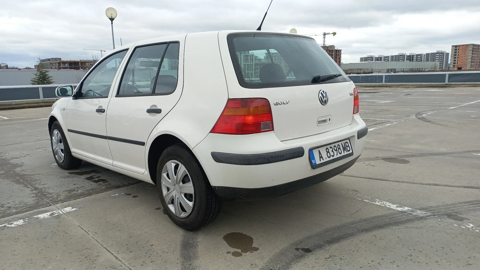 VW Golf 1.9 TDI АВТОМАТИК - изображение 6