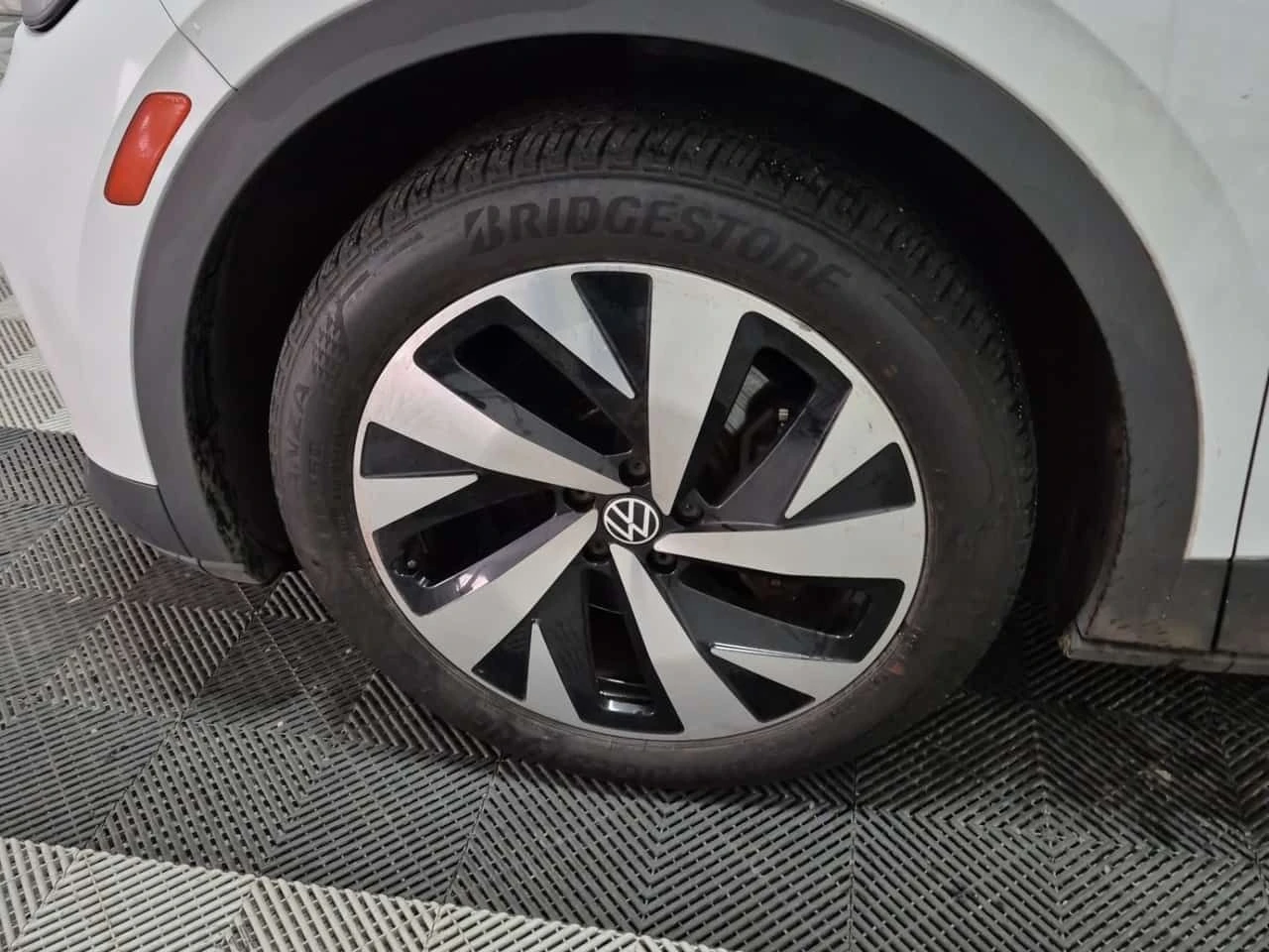 VW ID.4  PRO * �������* 2 �����* ��������* ��������* CARFA | Mobile.bg � ����������� 6