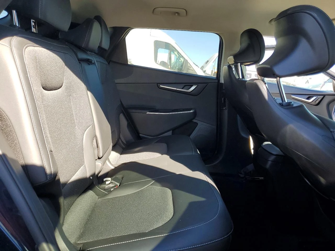 Kia EV6 Light RWD | Mobile.bg � ����������� 11